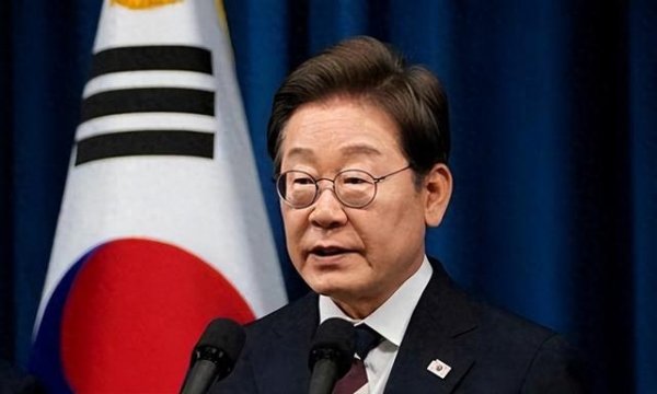 灿星财富 中方已正式对李在明发出93阅兵邀请? 他亲自回了9个字, 左右为难